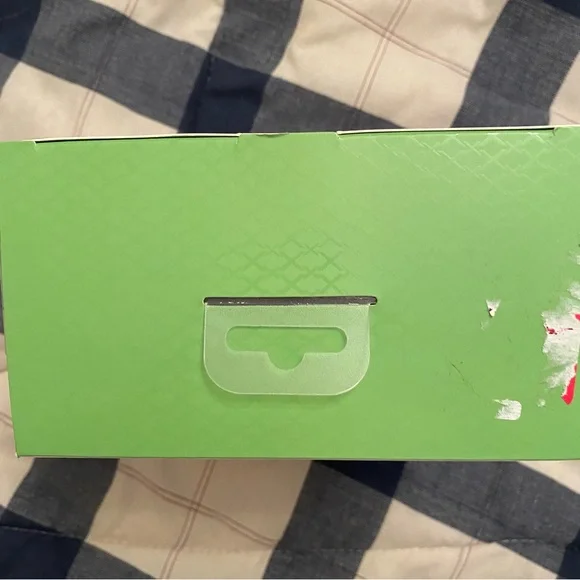 NIB Gravity Mount Swivel Head Cell Phone Holder - Picture 2 of 6